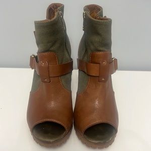 Tory Burch open toe boot heel